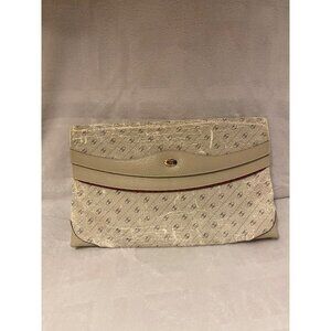 GUCCI Vintage Authentic Snap Clutch - Cream